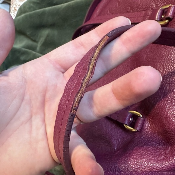 Louis Vuitton Empreinte tote - Picture 11 of 12